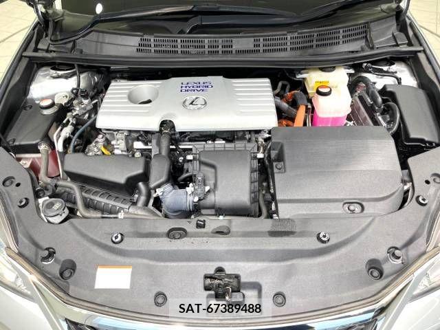 Lexus CT 2015-06 322700-18