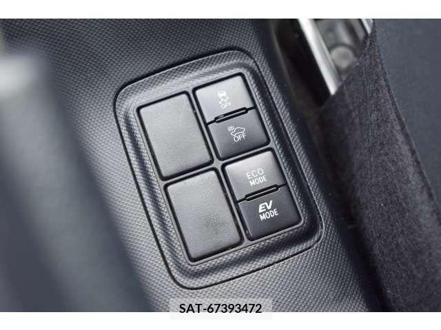 Toyota AQUA 2016-08 314252-11