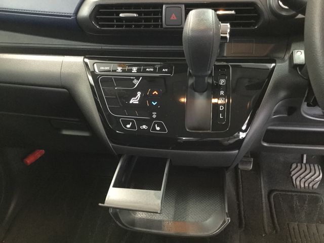 Nissan DAYZ 2019-12 13628-10
