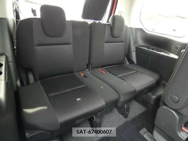 Nissan SERENA 2019-01 378921-29