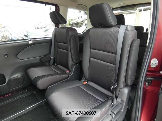Nissan SERENA 2019-01 378921-28