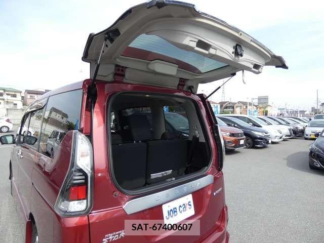 Nissan SERENA 2019-01 378921-7