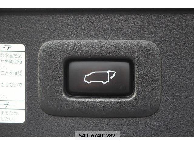 Toyota ALPHARD 2017-01 245842-4