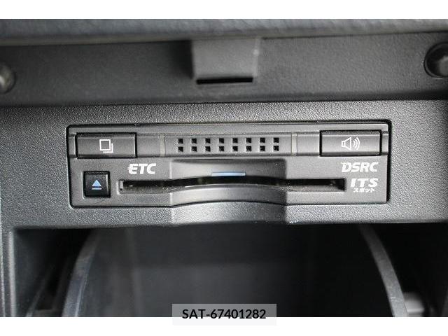 Toyota ALPHARD 2017-01 245842-3