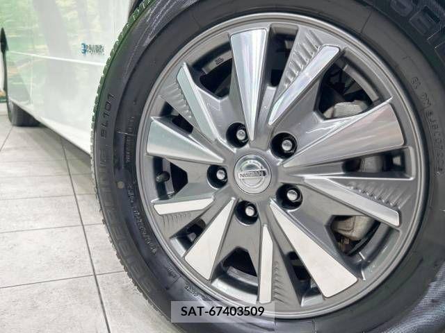 Nissan SERENA 2019-04 338623-14