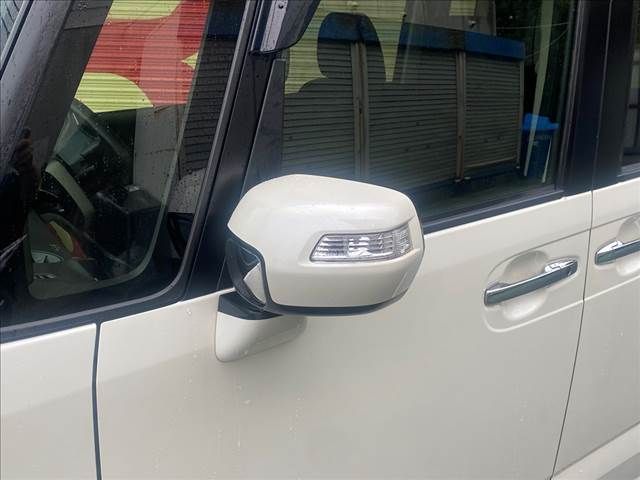 Honda N BOX CUSTOM 2015-03 192893-3