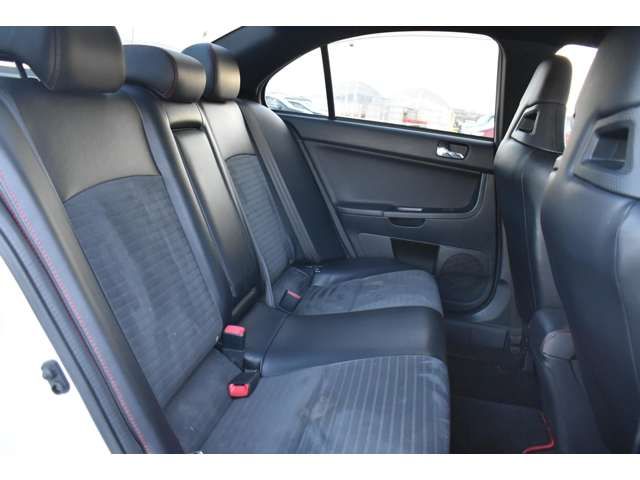 Mitsubishi LANCER 2016-02 191782-15