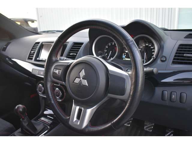 Mitsubishi LANCER 2016-02 191782-12