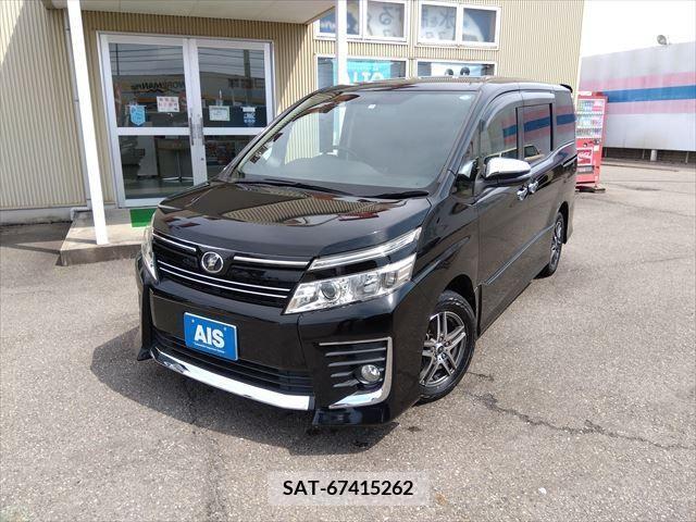 Toyota VOXY 2015-08 370359-0