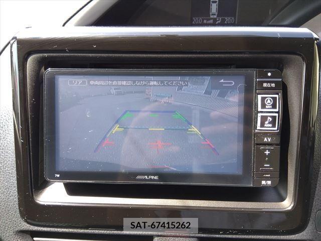 Toyota VOXY 2015-08 370359-17