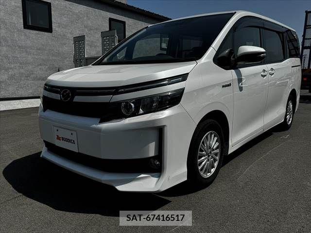 Toyota VOXY 2014-10 289075-8