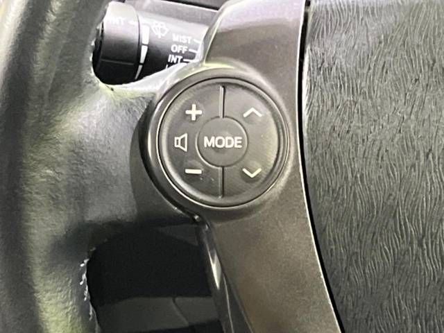 Toyota PRIUS ALPHA 2014-11 194134-4