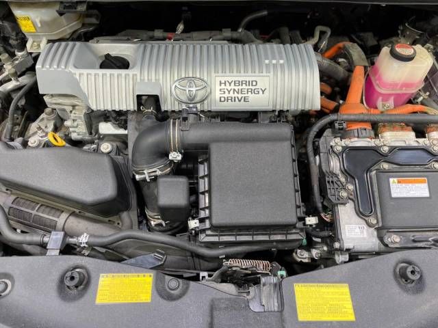 Toyota PRIUS ALPHA 2014-11 194134-18