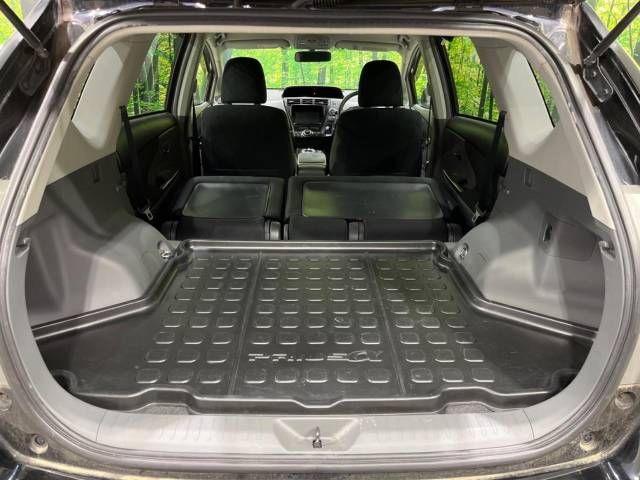 Toyota PRIUS ALPHA 2014-11 194134-10