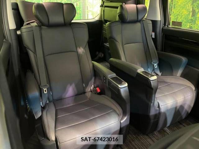 Toyota ALPHARD 2020-08 243555-9