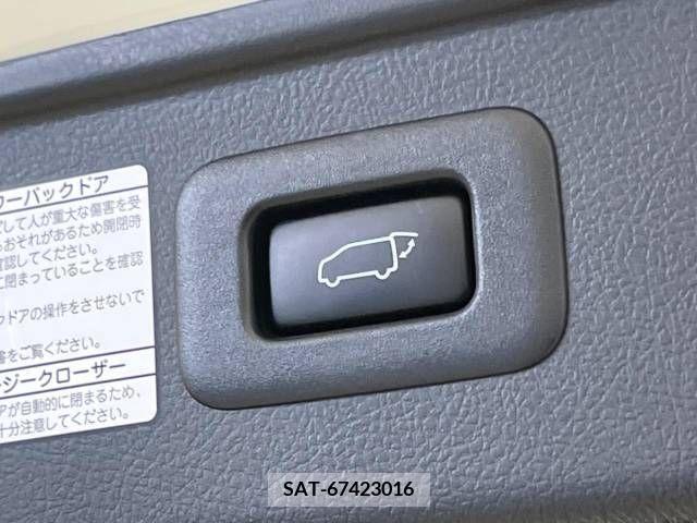 Toyota ALPHARD 2020-08 243555-6