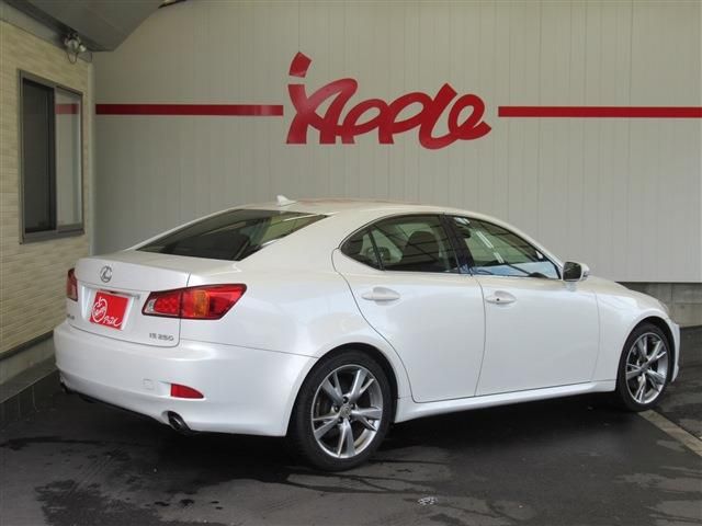 Lexus IS 2009-10 22776-3