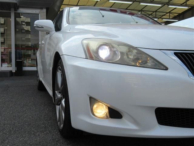 Lexus IS 2009-10 22776-16