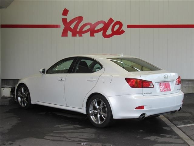 Lexus IS 2009-10 22776-1