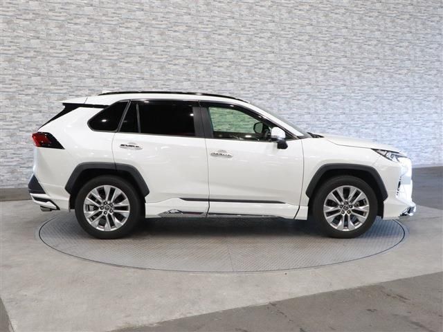 Toyota RAV4 2019-05 6578-6