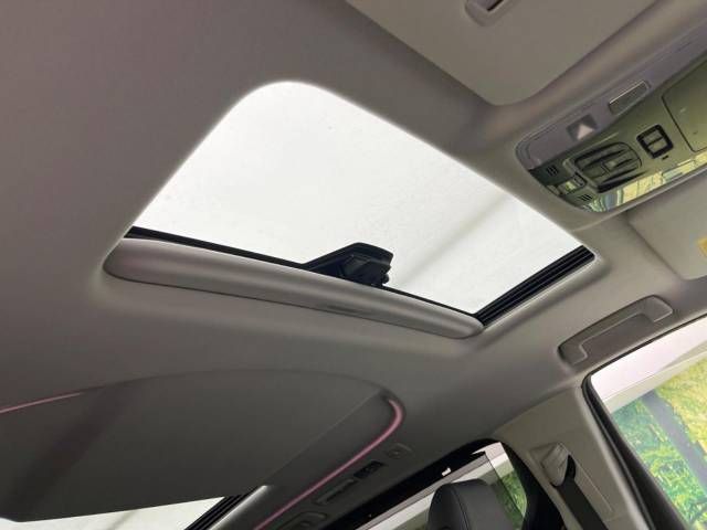 Toyota VELLFIRE 2018-07 5323-2