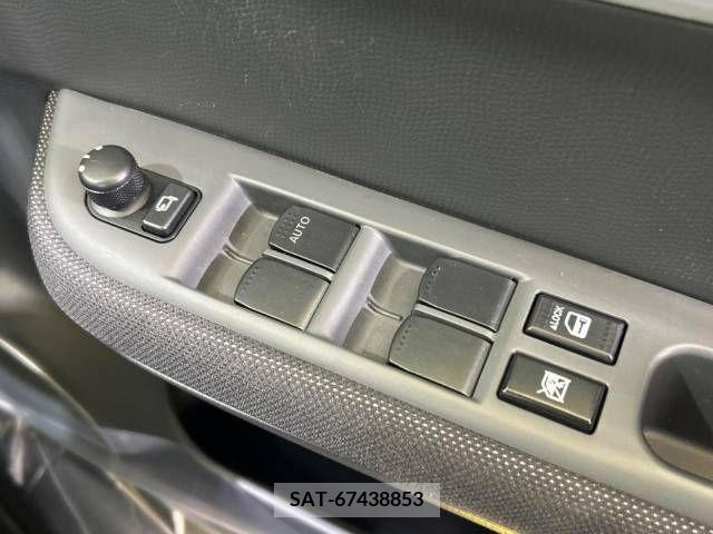 Suzuki SWIFT 2010-02 286701-6
