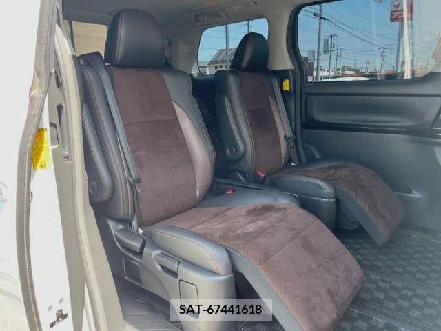 Toyota ALPHARD 2013-06 259326-10
