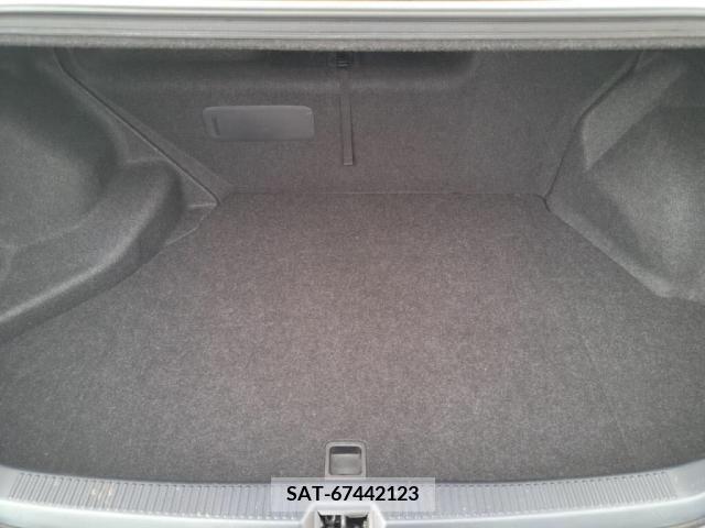 Lexus HS 2012-01 299788-25