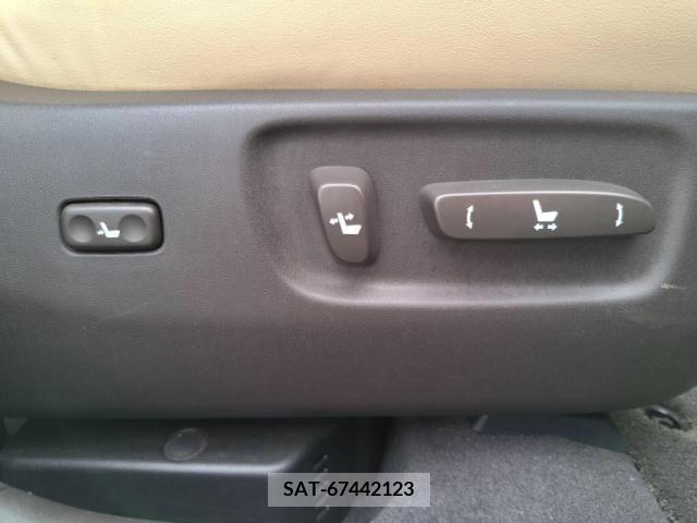 Lexus HS 2012-01 299788-21