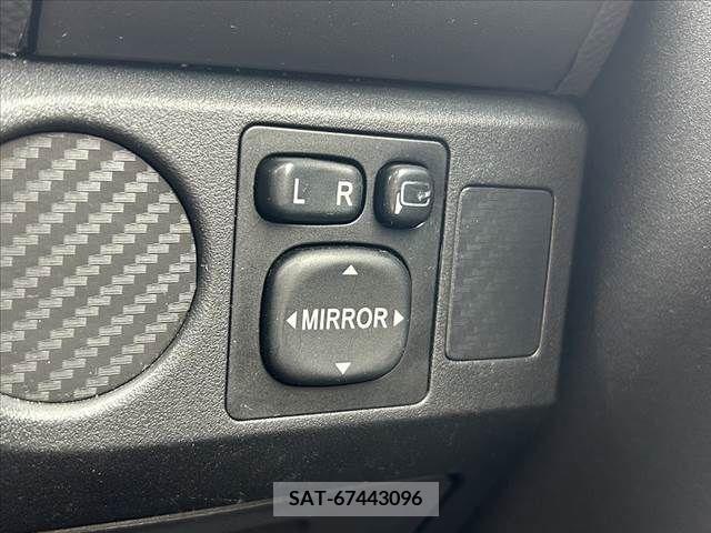 Toyota VITZ 2008-09 288611-23