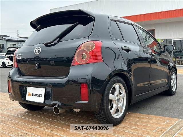 Toyota VITZ 2008-09 288611-14