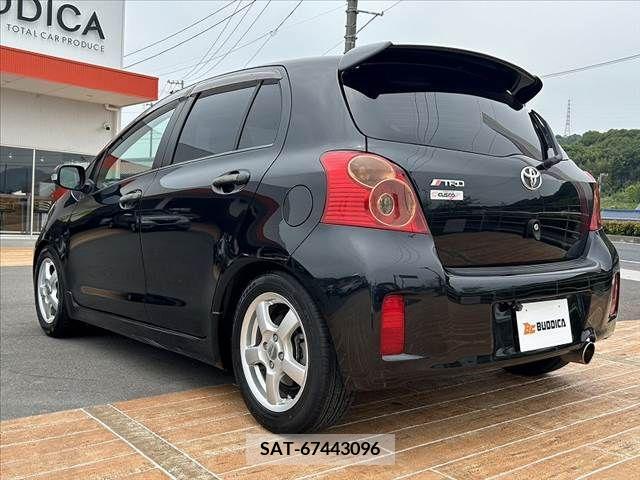 Toyota VITZ 2008-09 288611-12