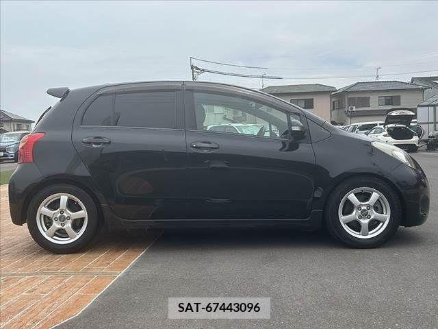 Toyota VITZ 2008-09 288611-11