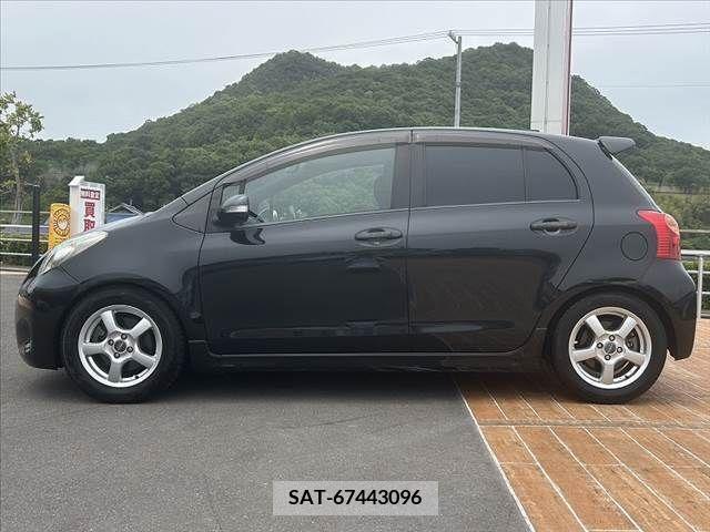 Toyota VITZ 2008-09 288611-10