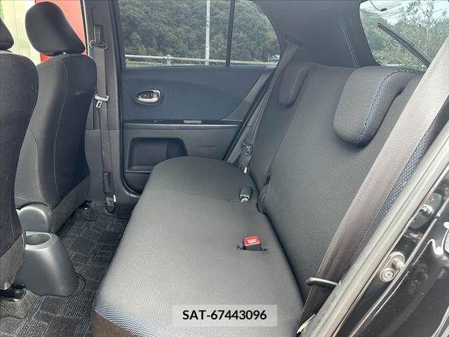 Toyota VITZ 2008-09 288611-17