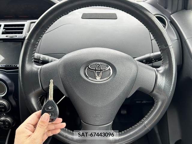 Toyota VITZ 2008-09 288611-5