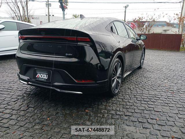 Toyota PRIUS 2023-02 204964-4