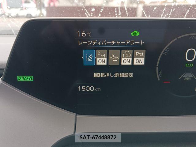 Toyota PRIUS 2023-02 204964-11