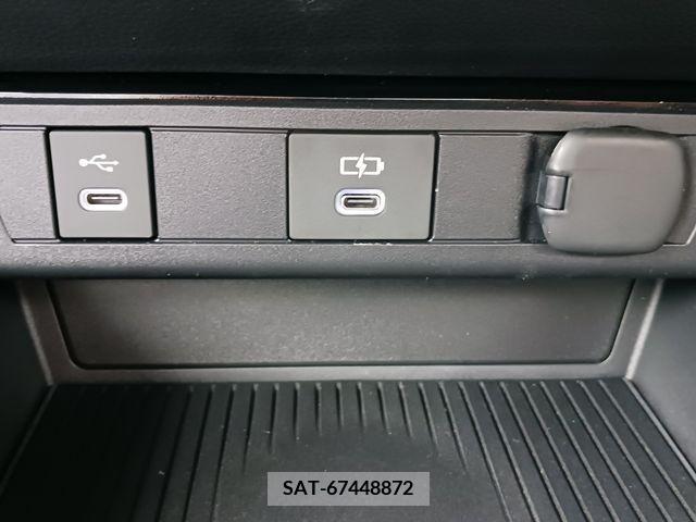 Toyota PRIUS 2023-02 204964-17