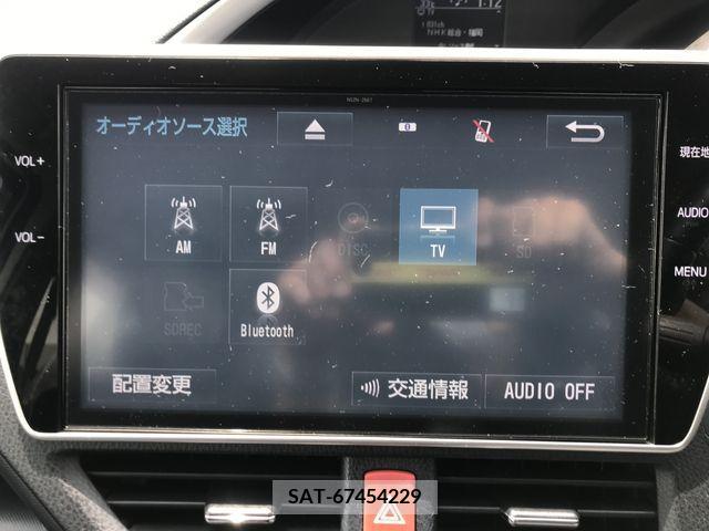 Toyota VOXY 2016-11 394938-14