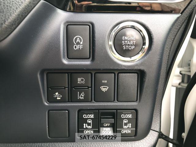 Toyota VOXY 2016-11 394938-18