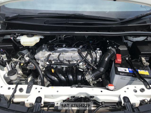 Toyota VOXY 2016-11 394938-25