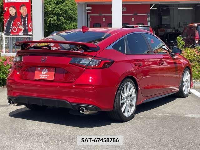 Honda CIVIC 2021-10 379884-2