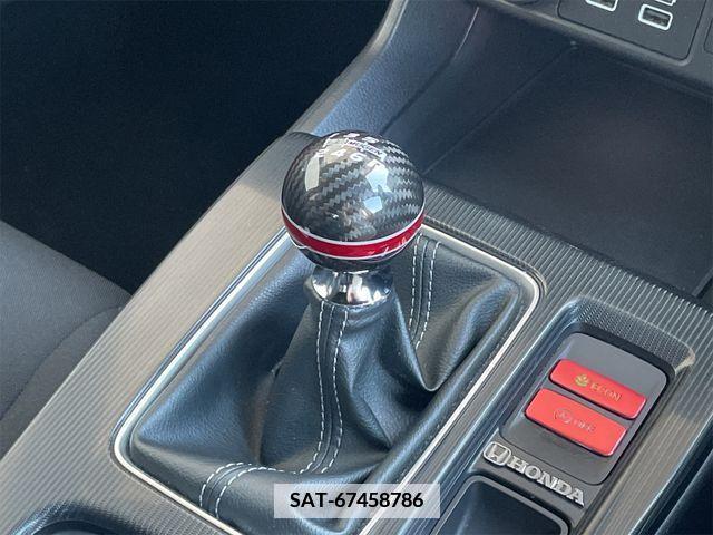 Honda CIVIC 2021-10 379884-29