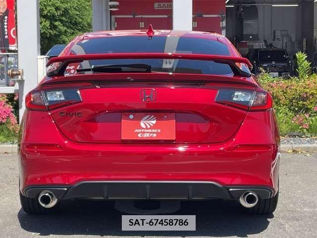 Honda CIVIC 2021-10 379884-17