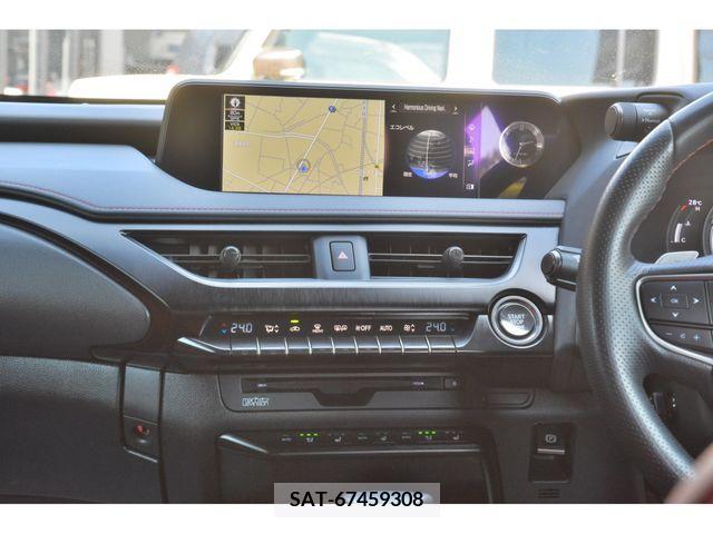 Lexus UX 2019-05 313557-9