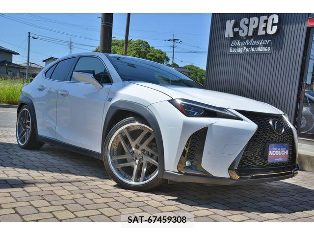 Lexus UX 2019-05 313557-2