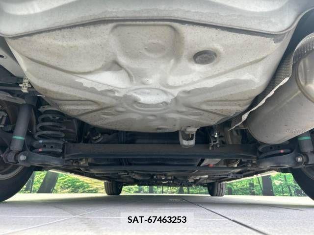 Toyota PRIUS 2015-09 340038-19