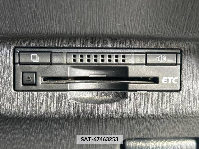 Toyota PRIUS 2015-09 340038-6