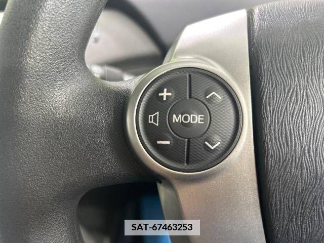 Toyota PRIUS 2015-09 340038-4